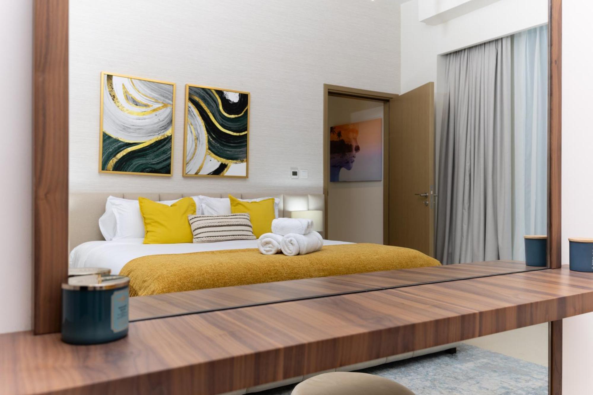 Waves - 52 42 Emaar, Tower 1 Apartment Dubai