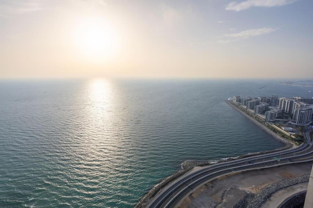 Waves - 52 42 Emaar, Tower 1 * Dubai